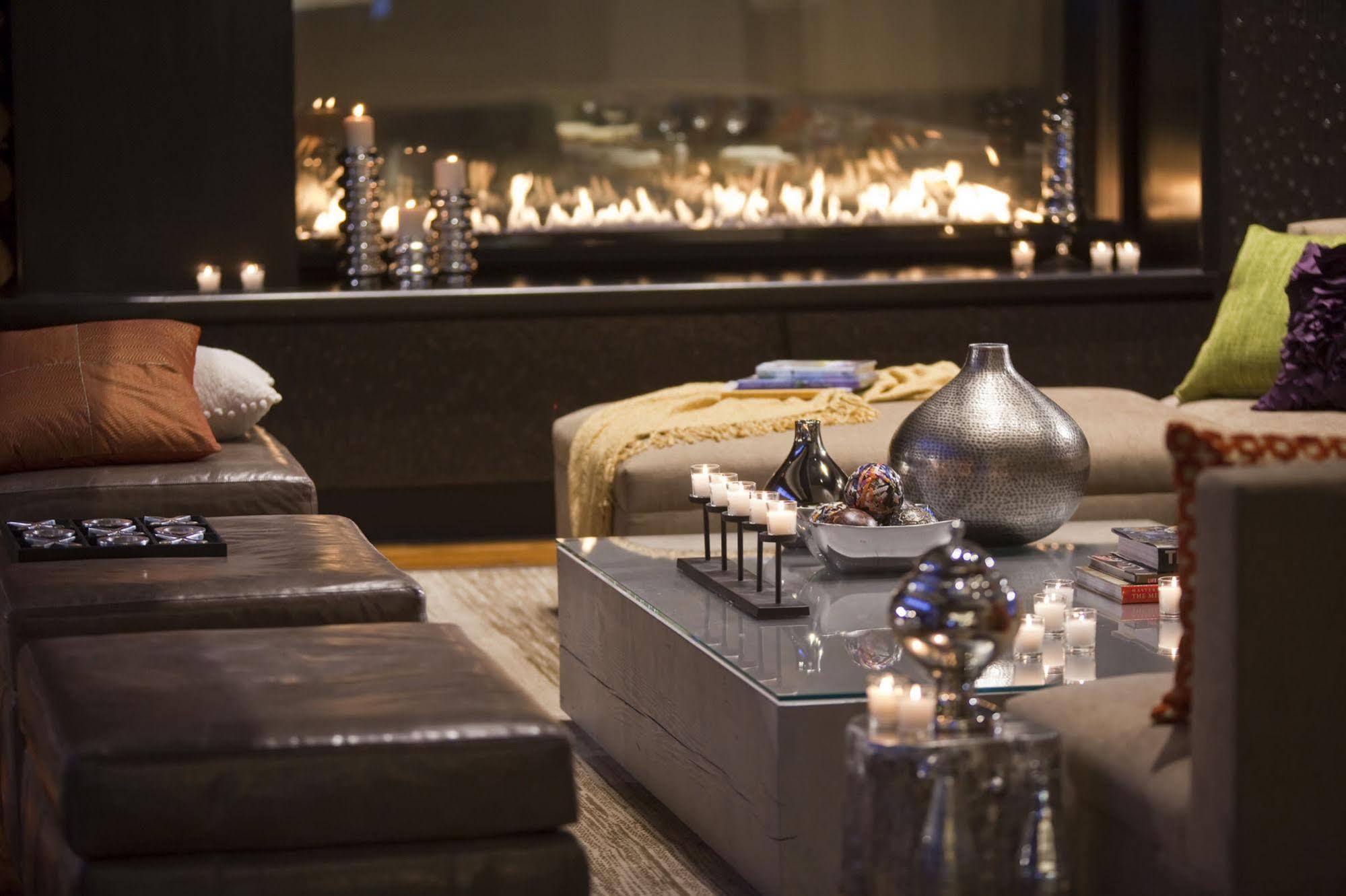 The Baronette Renaissance Detroit-Novi Hotel Экстерьер фото